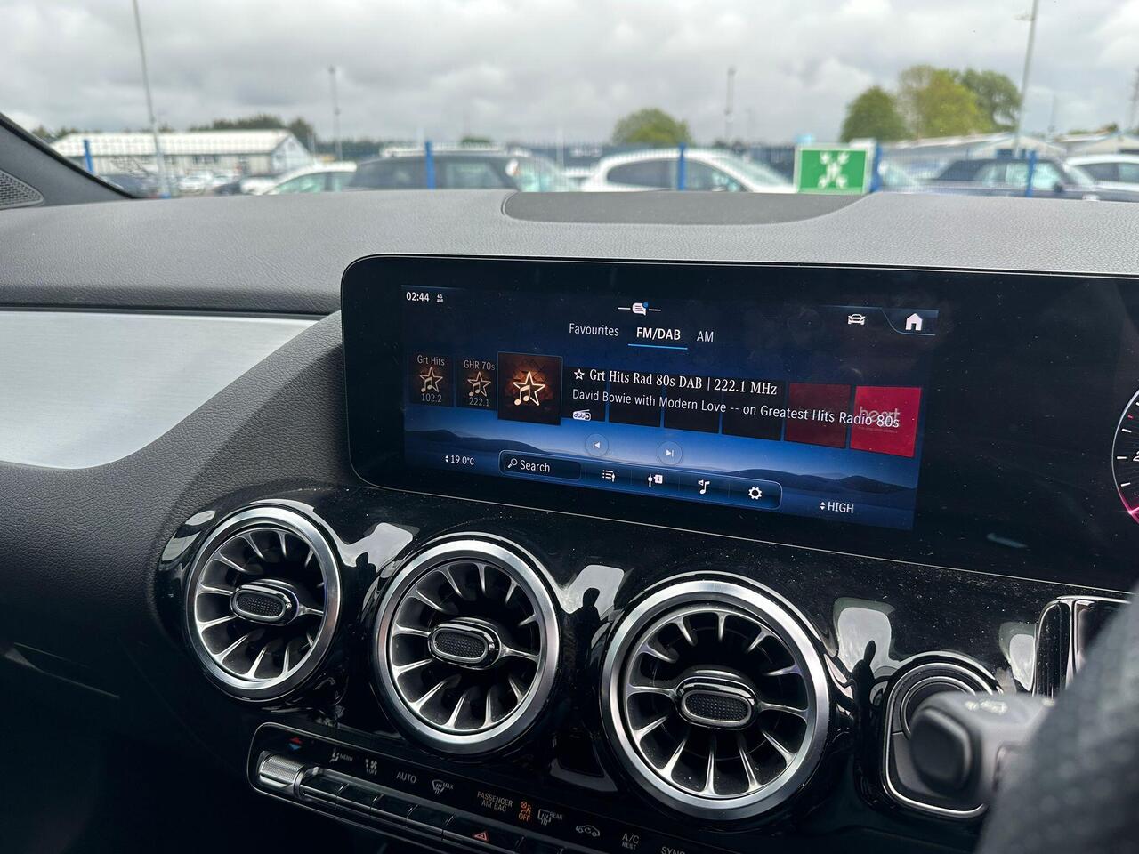 Mercedes-Benz GLA KN73PZS