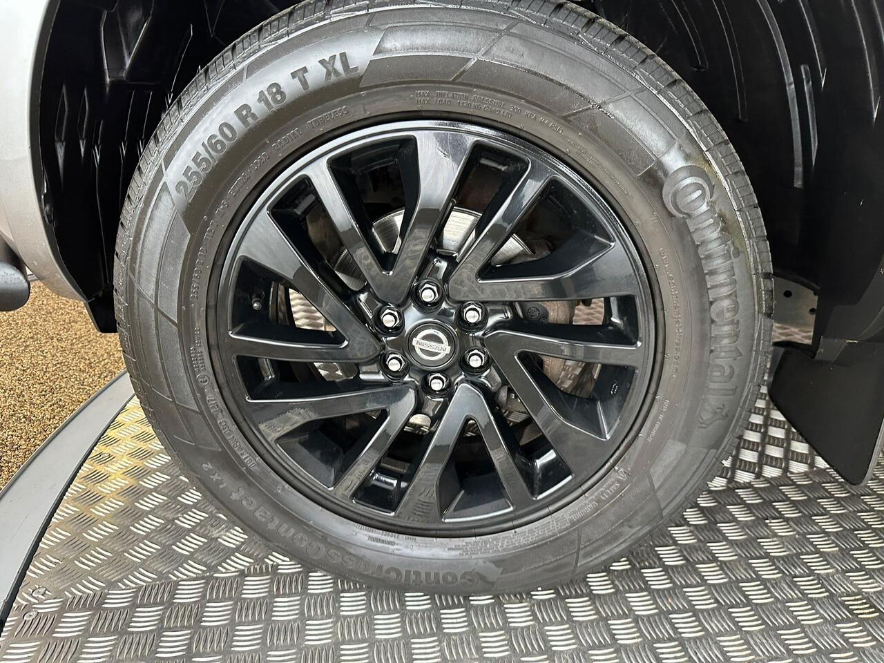 Nissan Navara DL17ESO