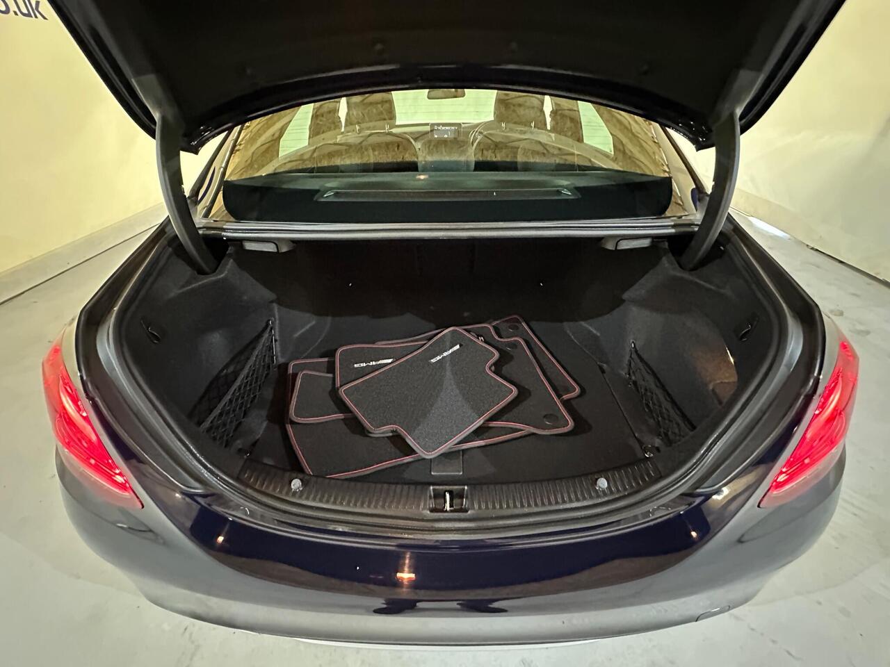 Mercedes-Benz C Class KE67KHP