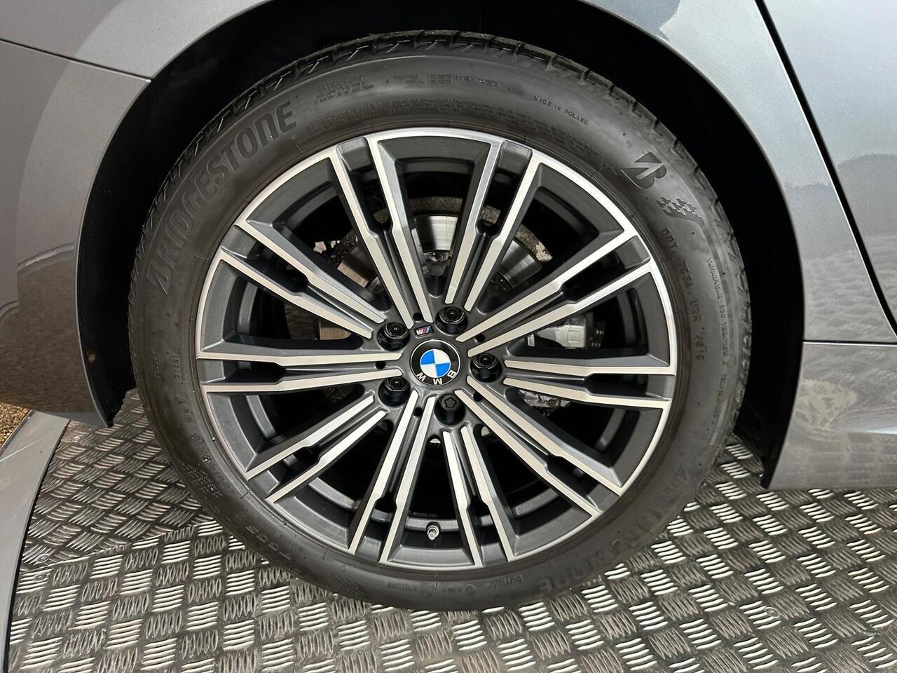 BMW 3 Series AP21DVK