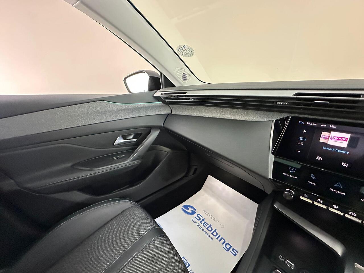 Peugeot 308 NU22UGE