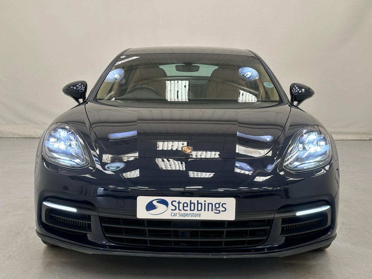 Porsche Panamera LA17VFV