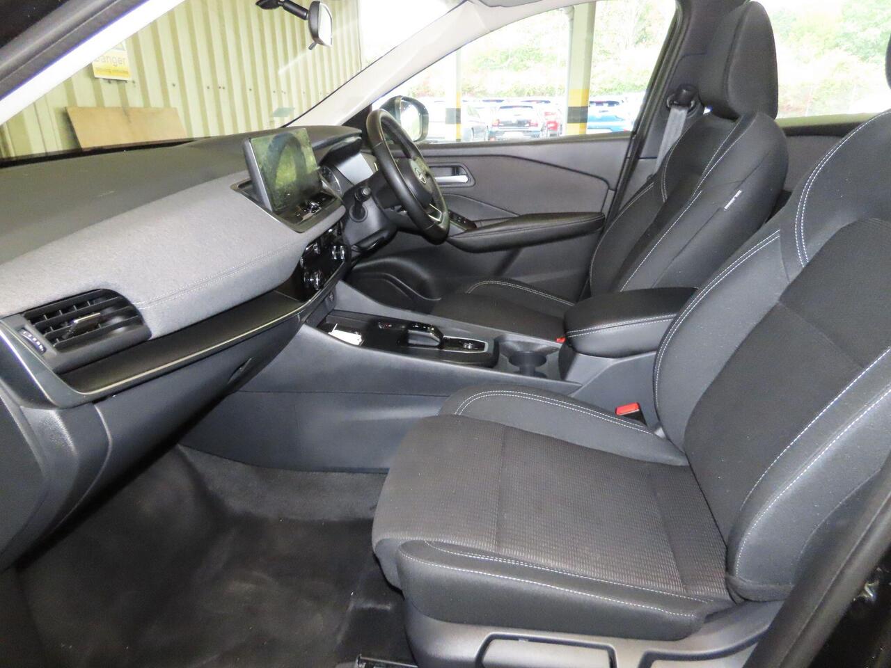 Nissan Qashqai DY74ELO