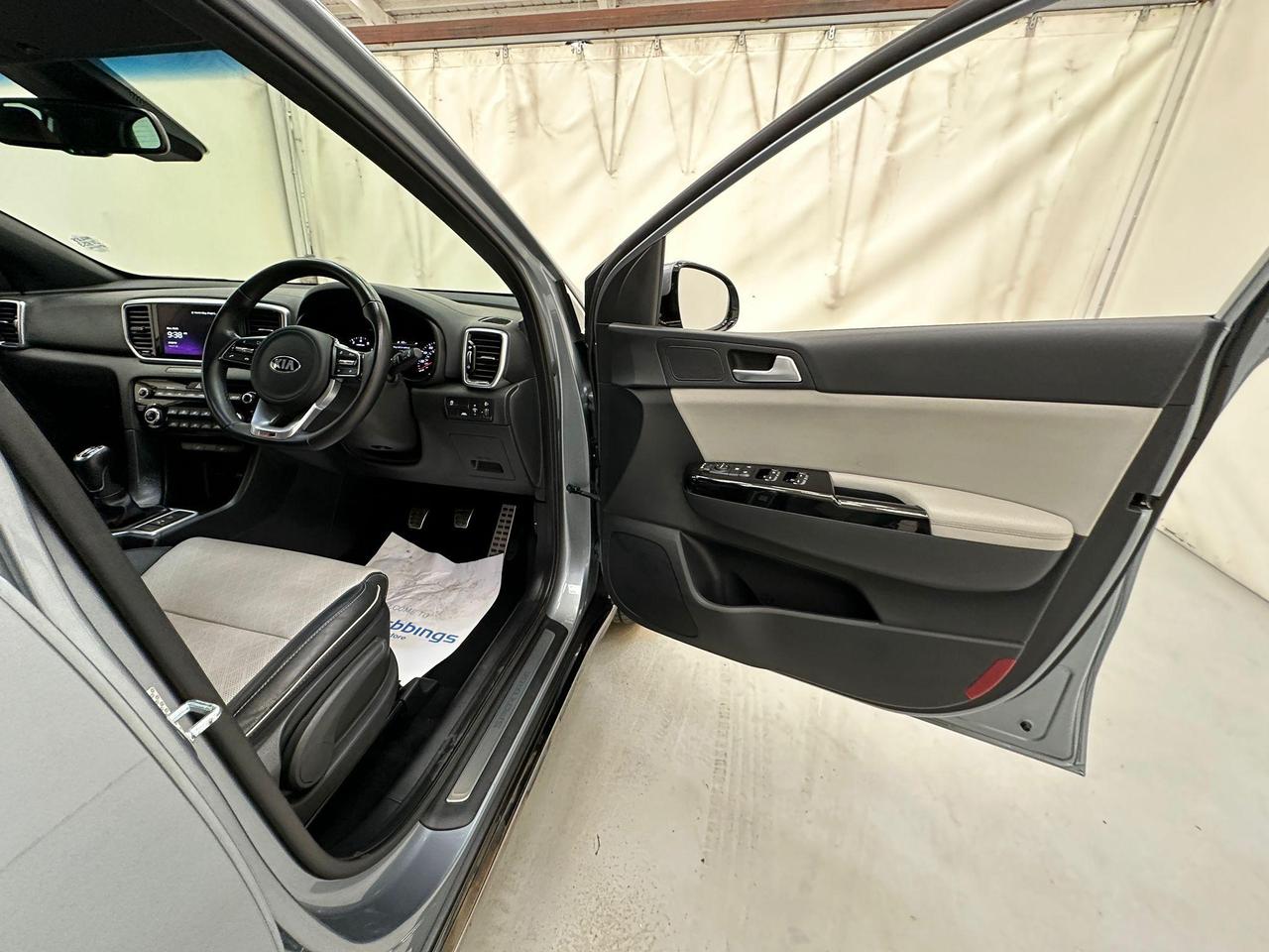Kia Sportage AJ70VWM