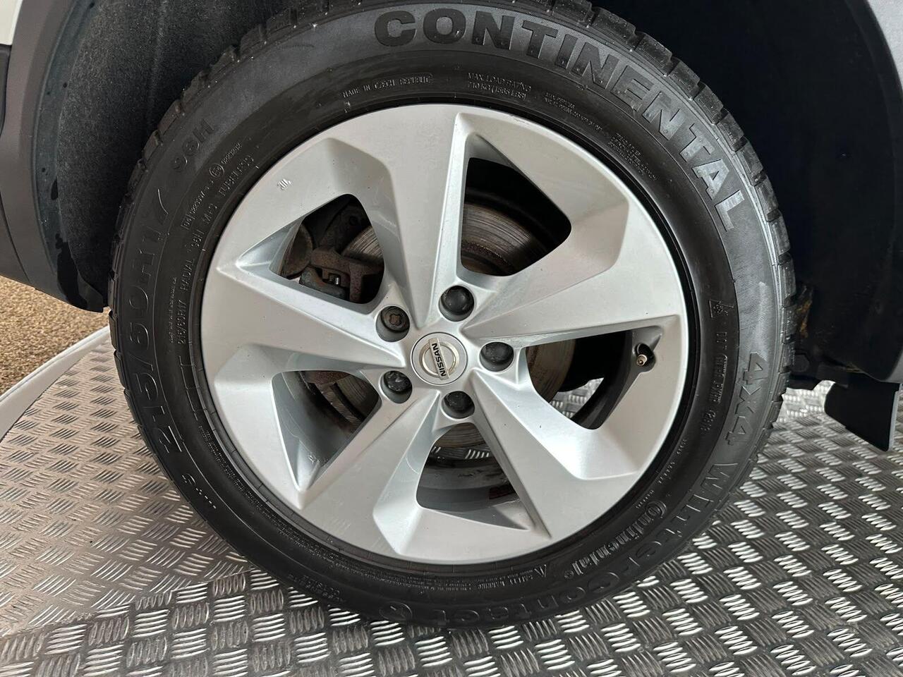 Nissan Qashqai VK69ARO