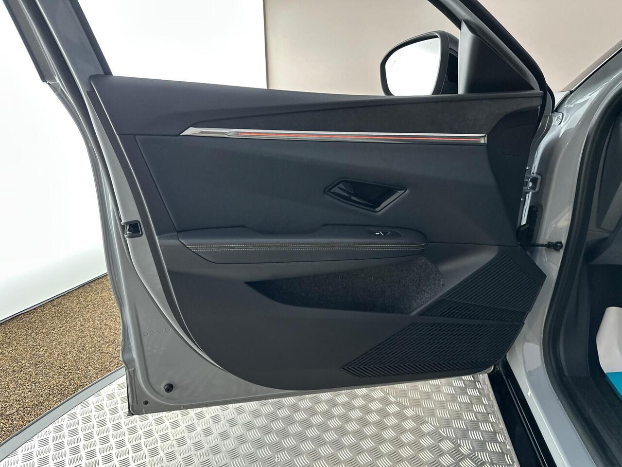 Renault Megane E-Tech LV73WWB