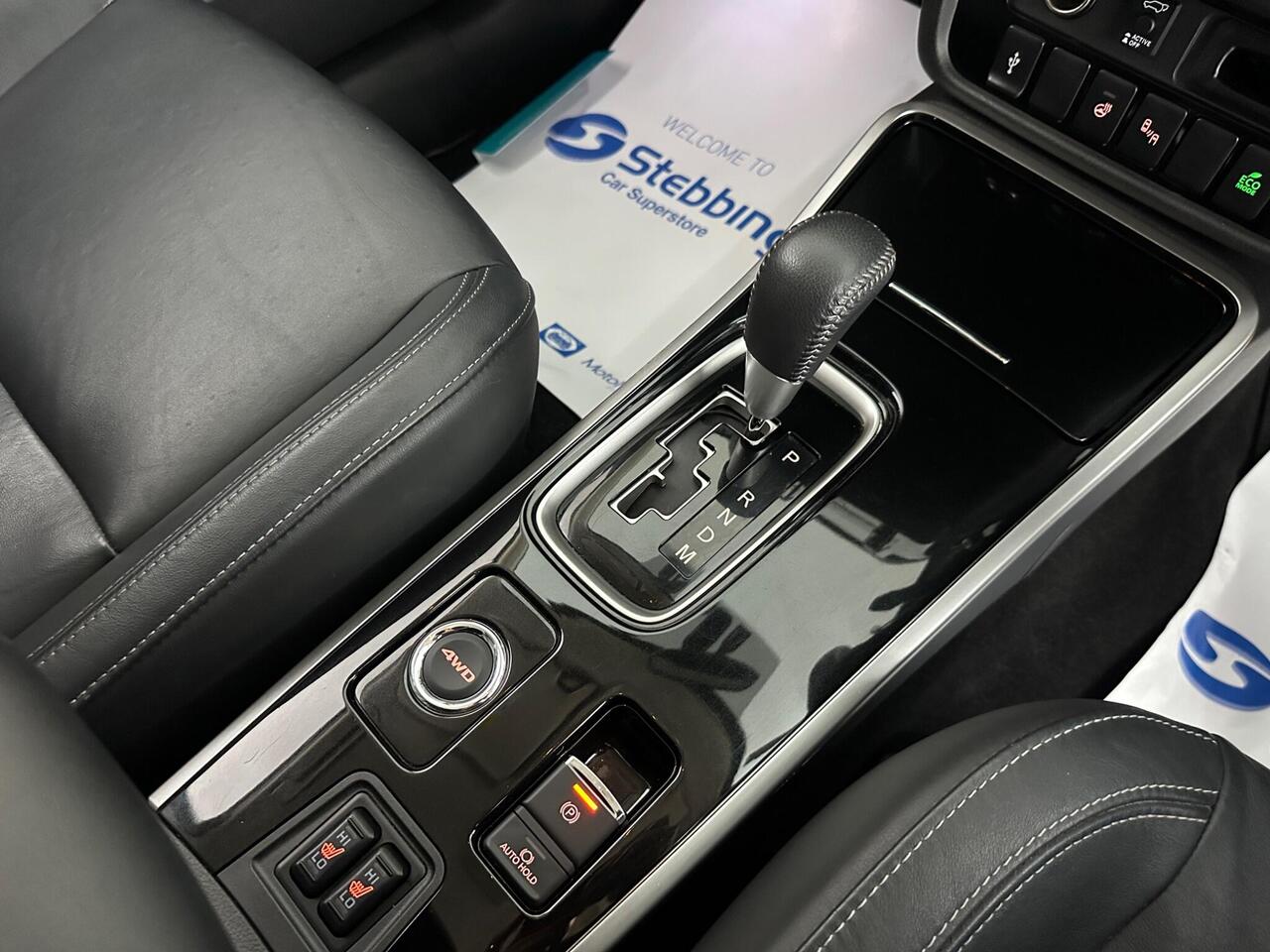 Mitsubishi Outlander FM19SHX