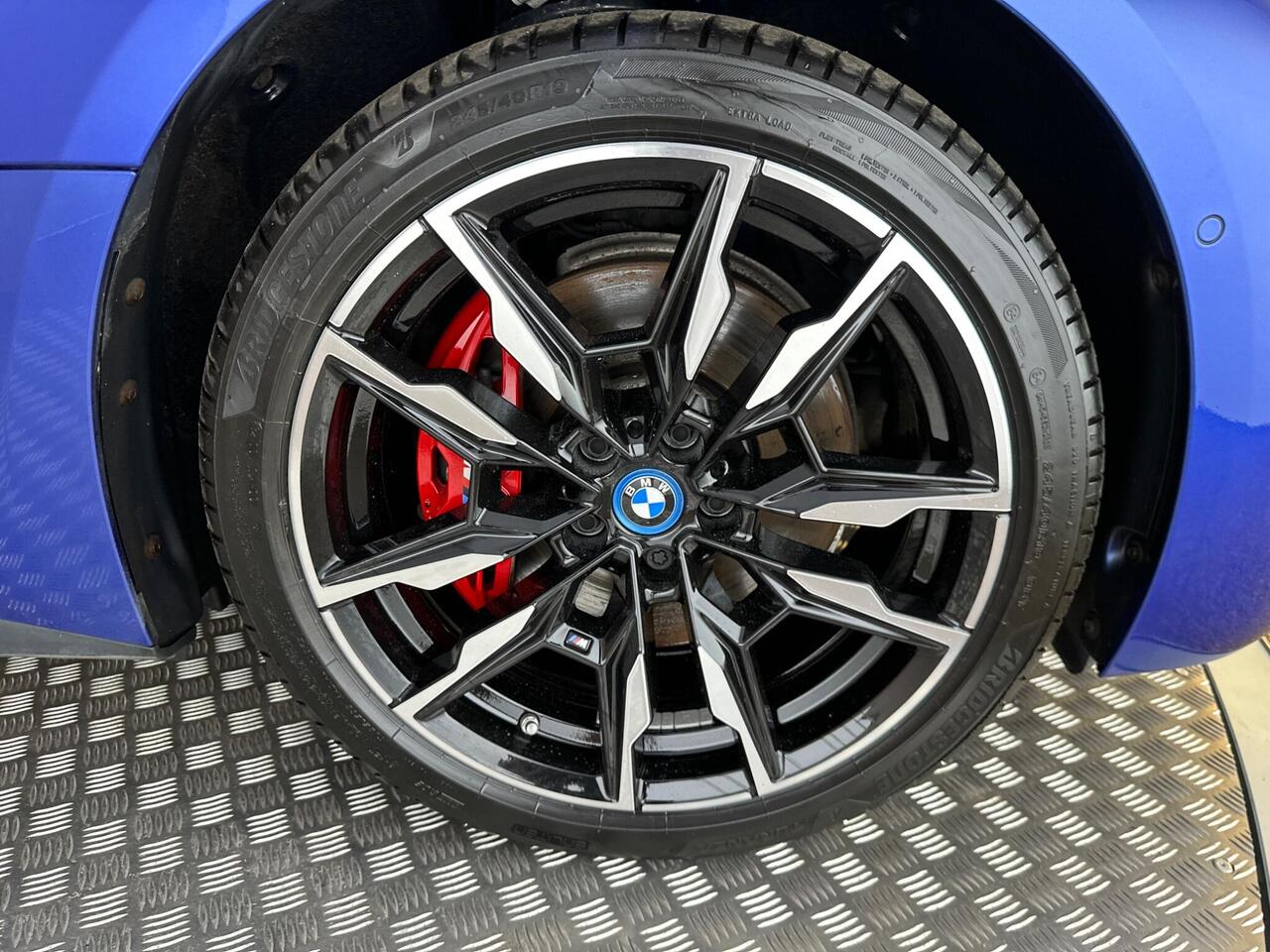 BMW i4 ND72JJL