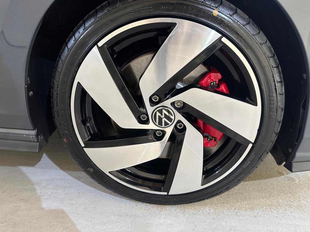Volkswagen Golf VF21FRR