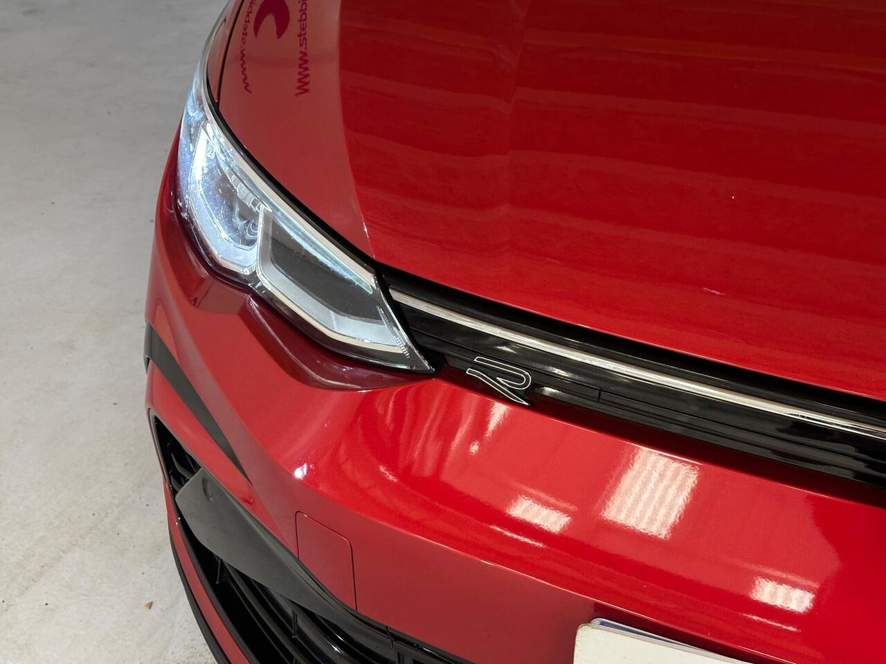 Volkswagen Golf AO22OUP