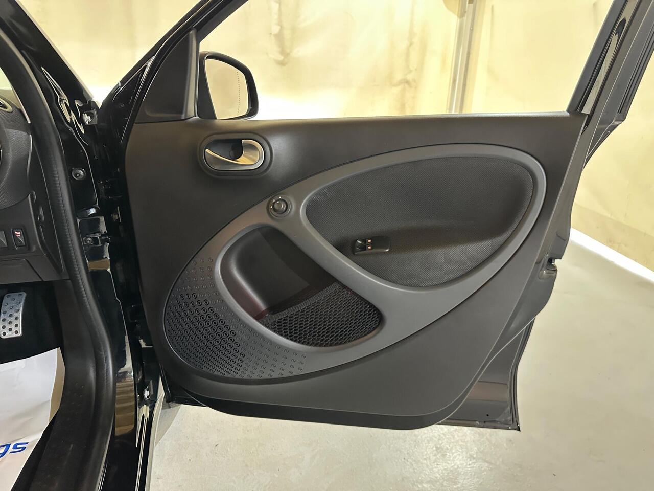 Smart forfour FG22HGX