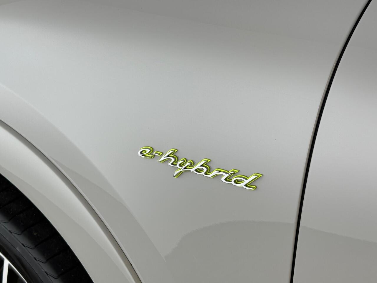 Porsche Cayenne WG23VCU