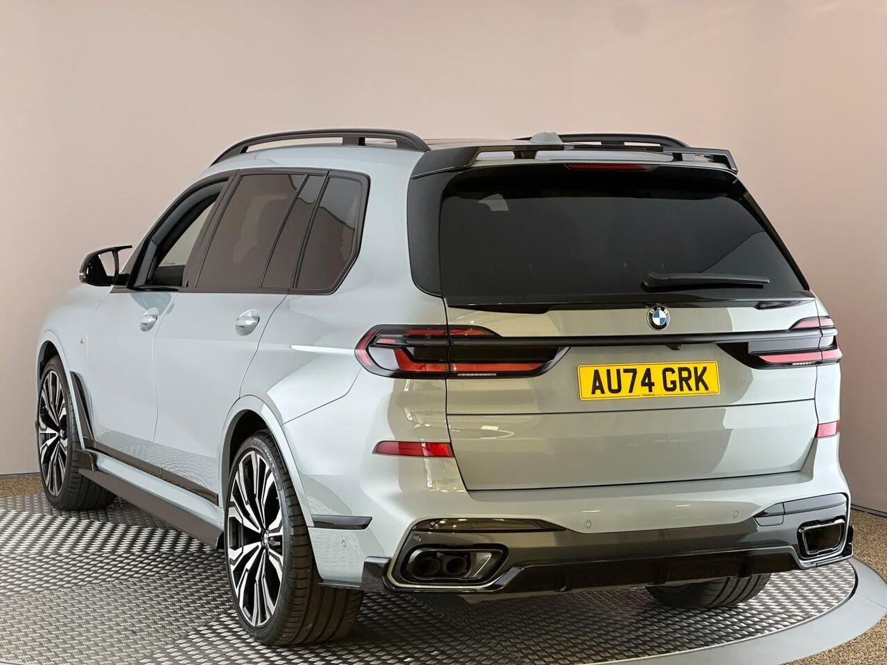 BMW X7 AU74GRK