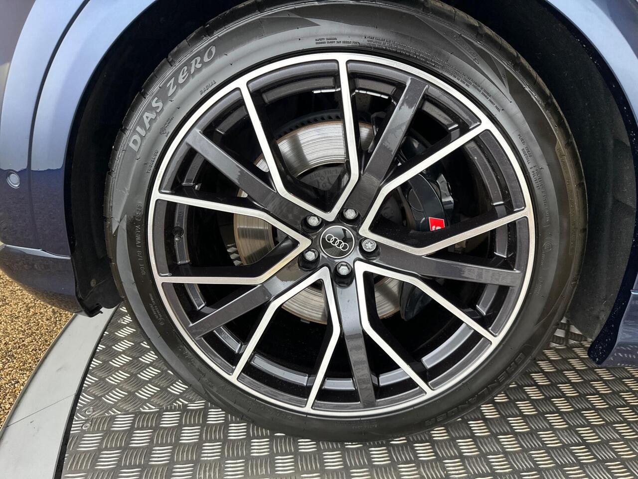 Audi SQ8 BM23OEN