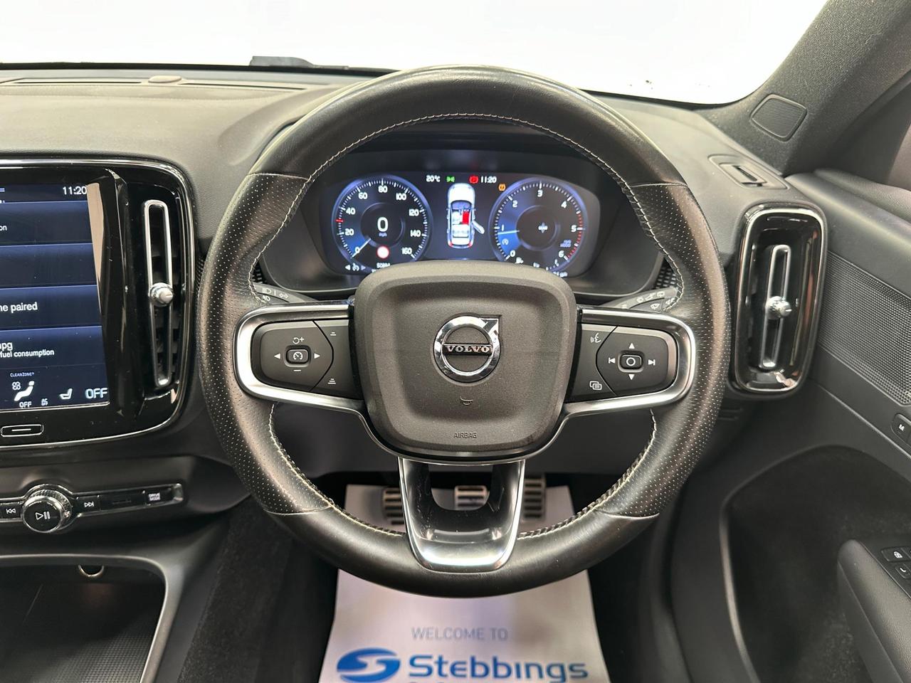Volvo XC40 YM70MTZ