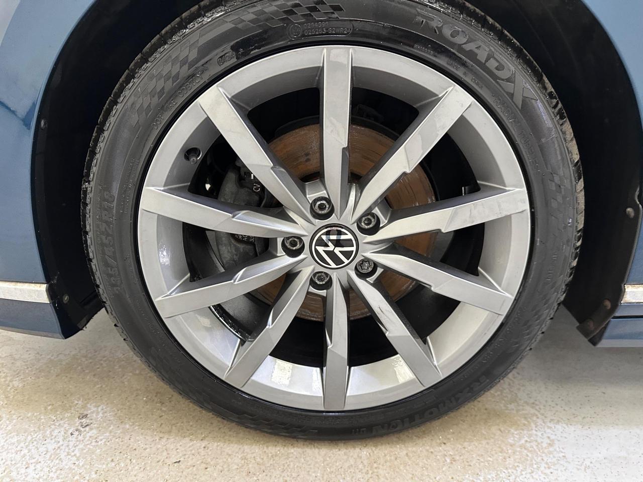 Volkswagen Passat EK21MYC