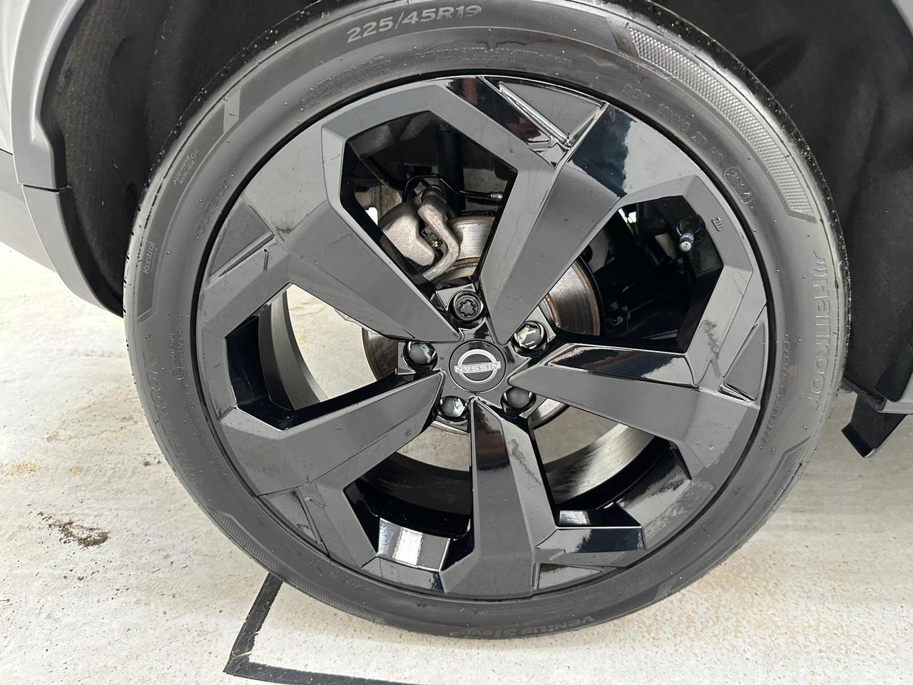 Nissan Juke DN74WTJ