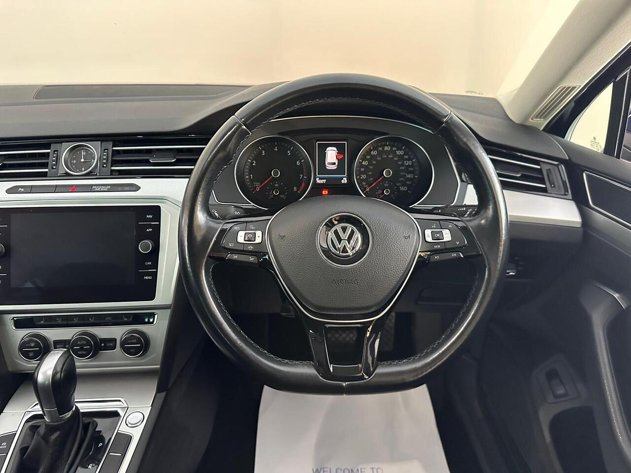 Volkswagen Passat WO19GZU