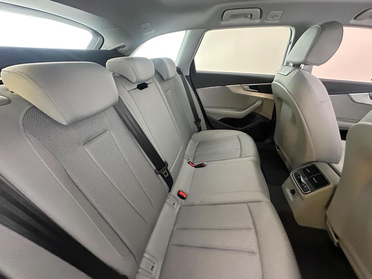 Audi A4 Avant KE23DXG