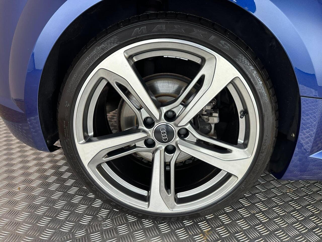 Audi TT SR15EYT