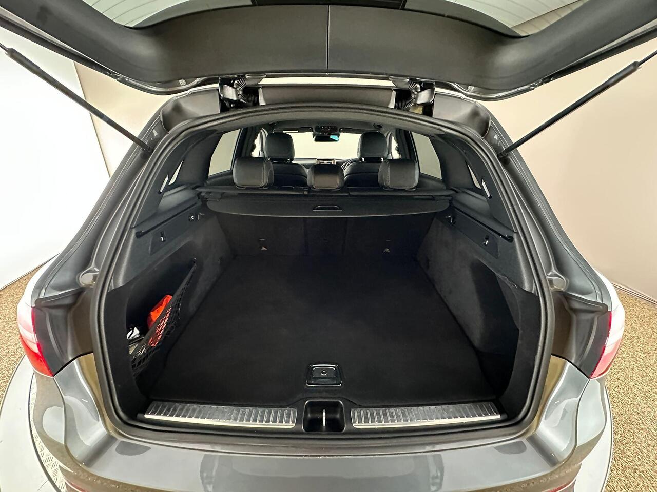 Mercedes-Benz GLC VK17NUP