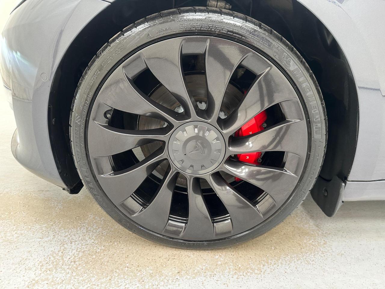 Tesla Model 3 LF71VYC