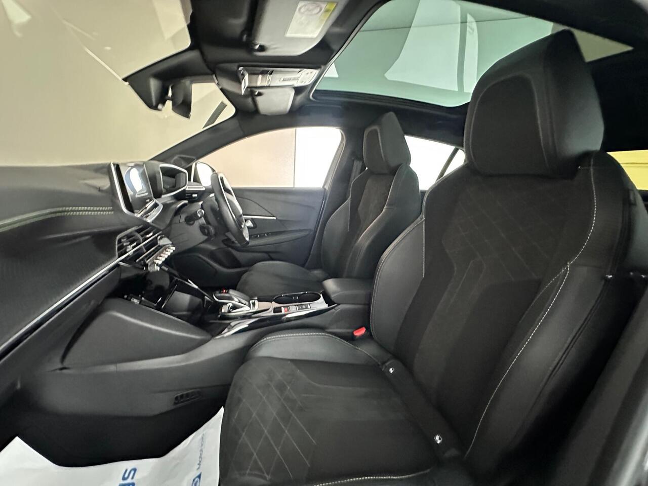 Peugeot E-208 EX71WCM