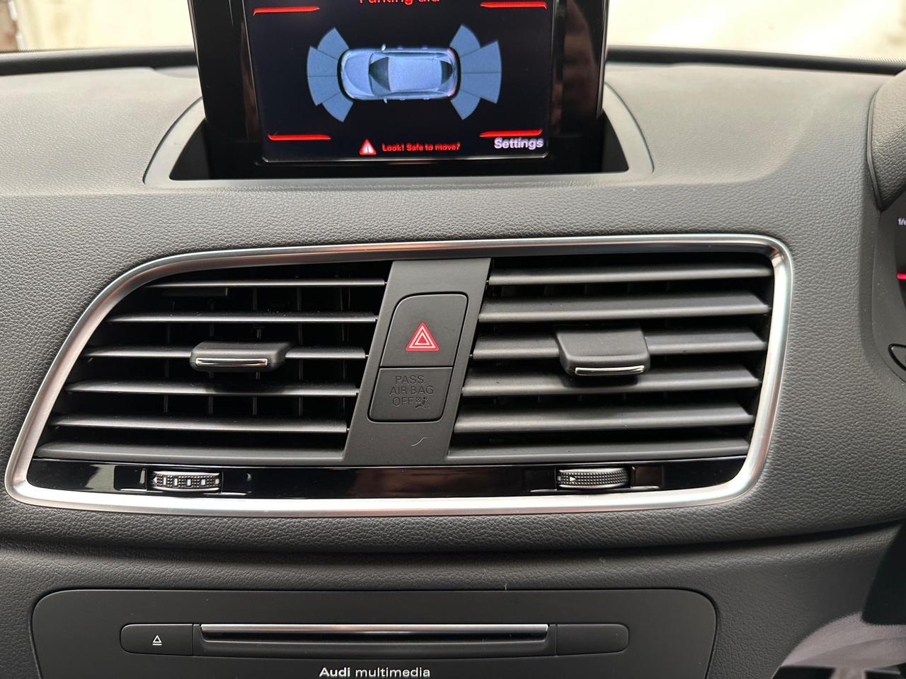 Audi Q3 CE68GWY