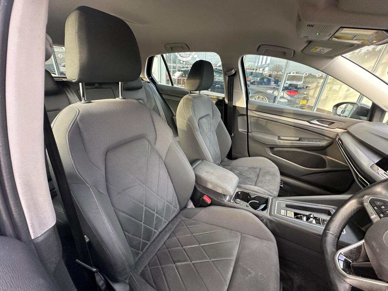 Volkswagen Golf ST70BYZ