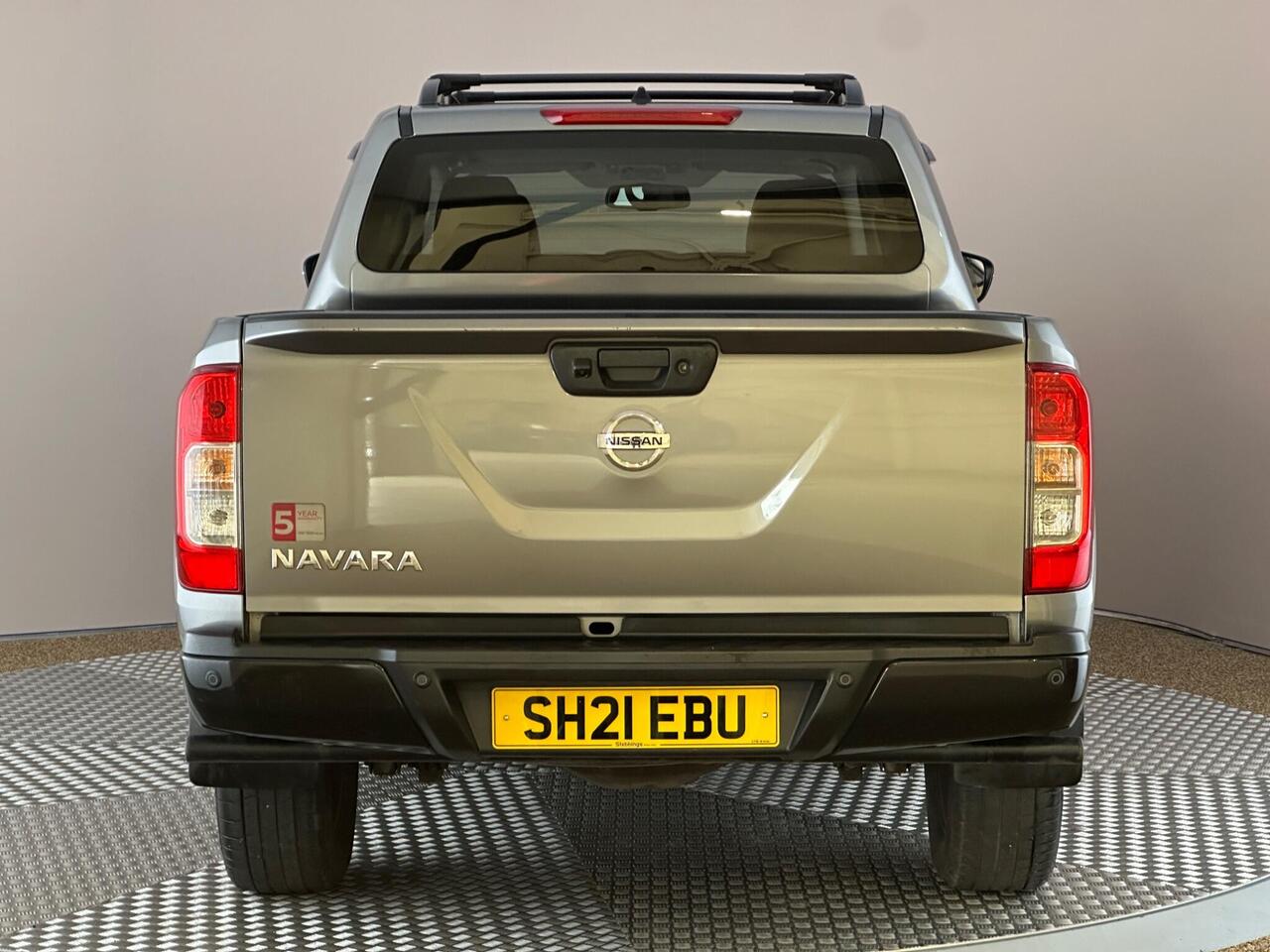 Nissan Navara SH21EBU