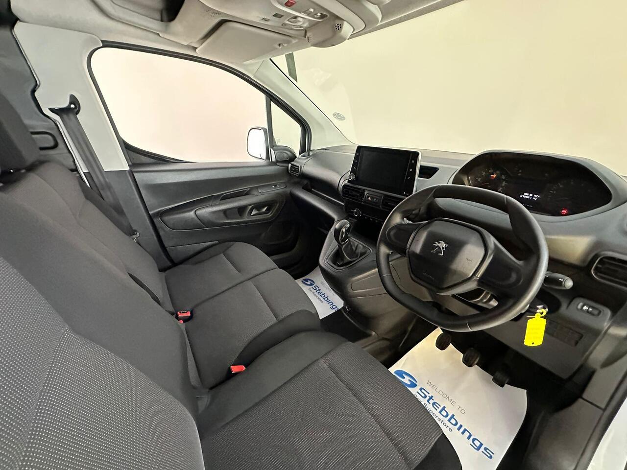 Peugeot Partner SH21EWT
