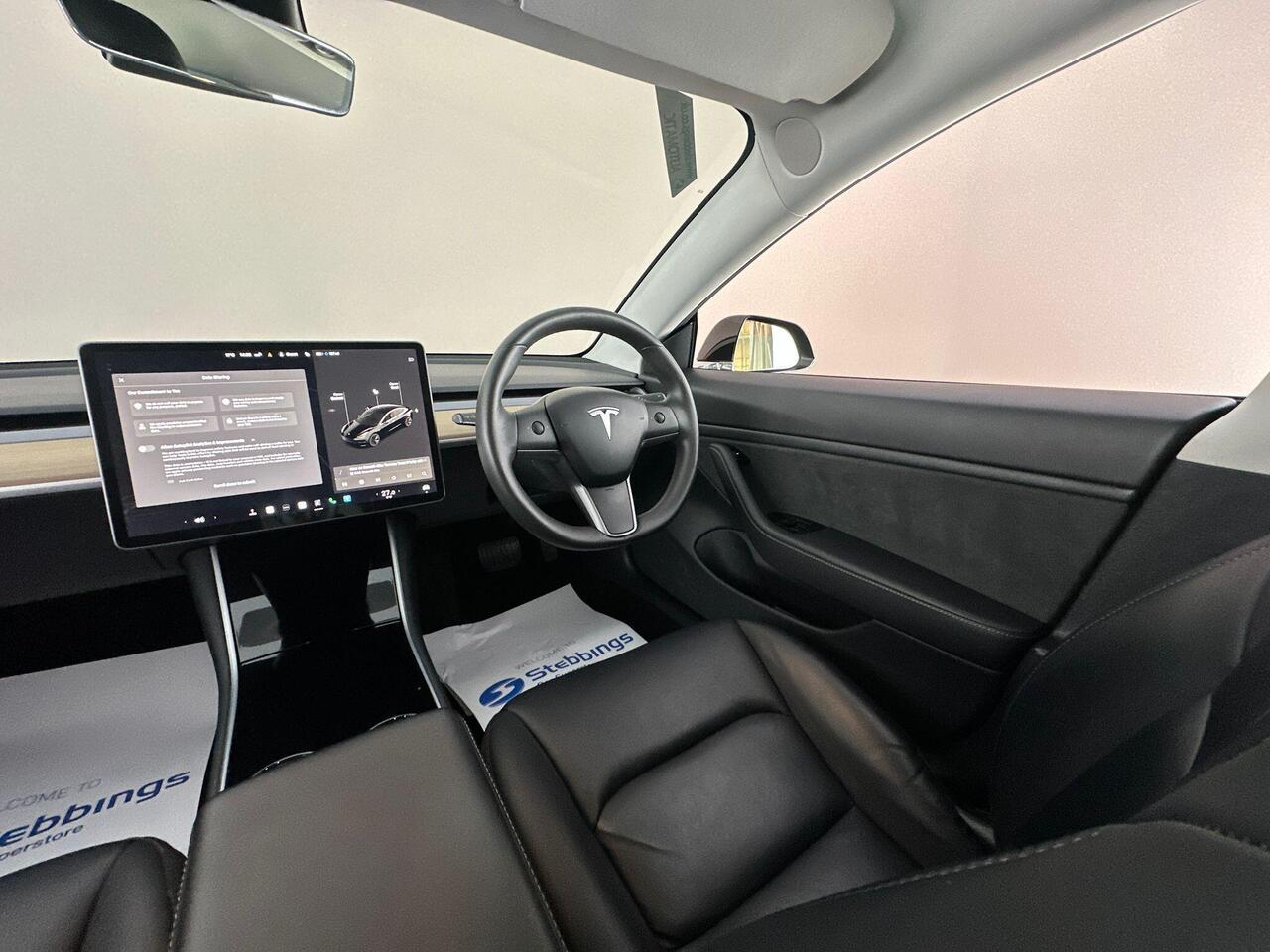 Tesla Model 3 BN20DXH