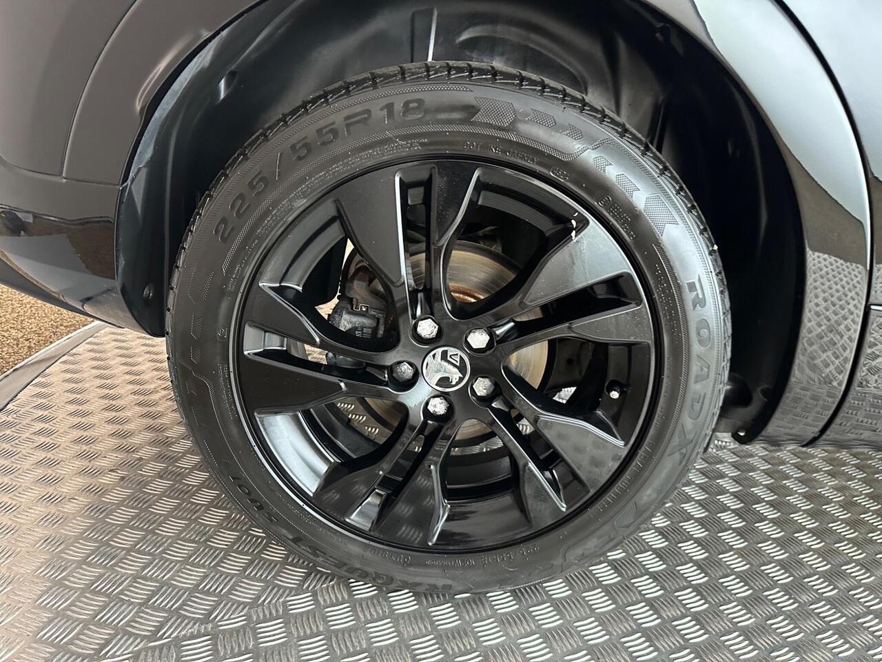 Vauxhall Grandland SH23FBJ