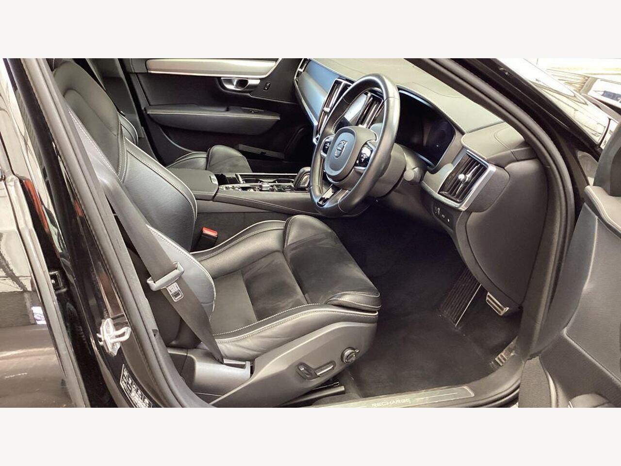 Volvo S90 YO21MJJ