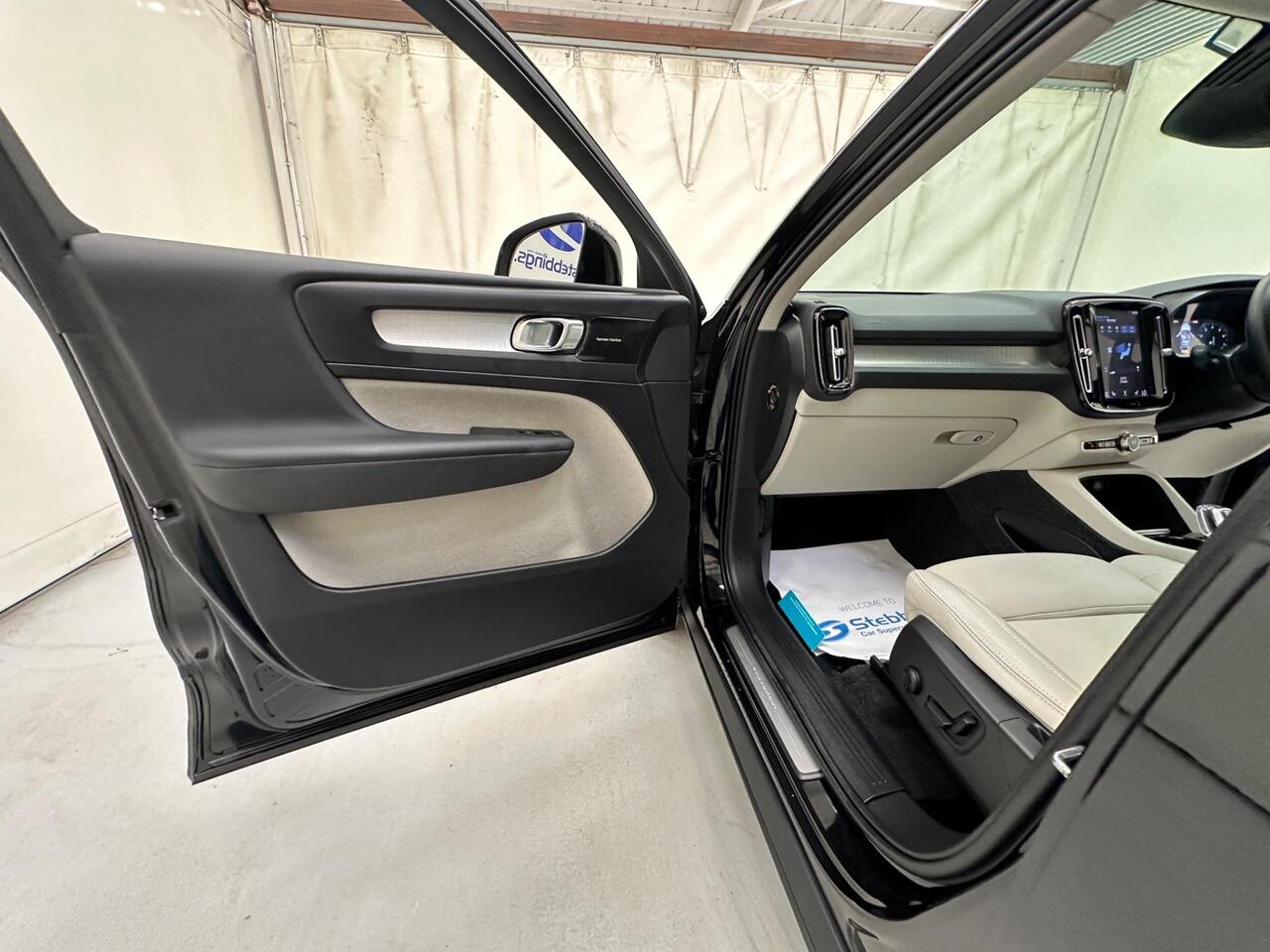 Volvo XC40 LO69EFW