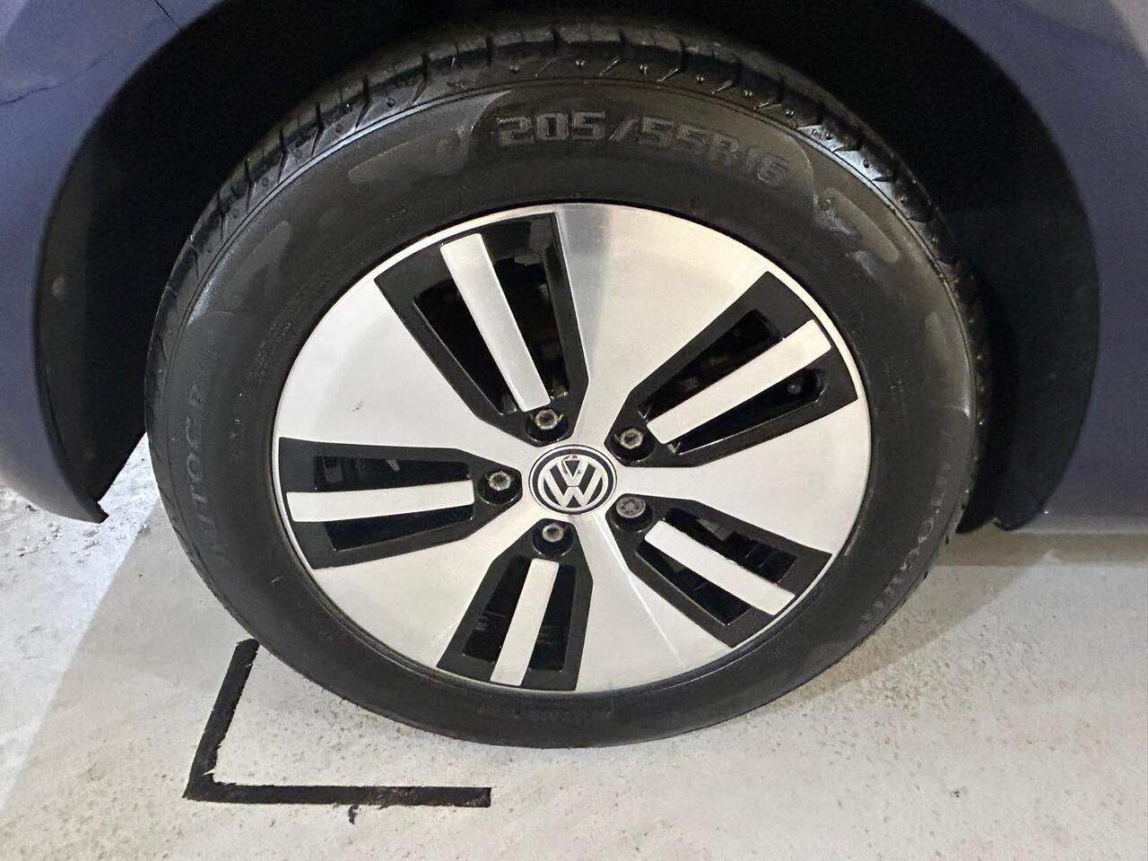 Volkswagen e-Golf AD18GUC