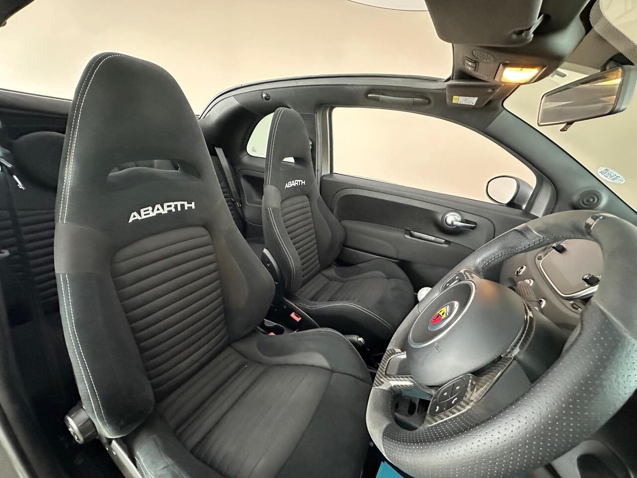 Abarth 595C RO22DDX