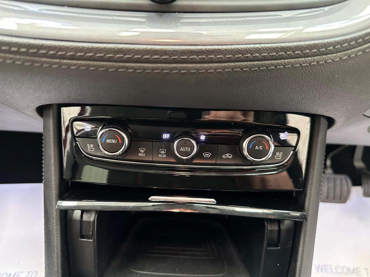 Vauxhall Grandland X BL69ZGN