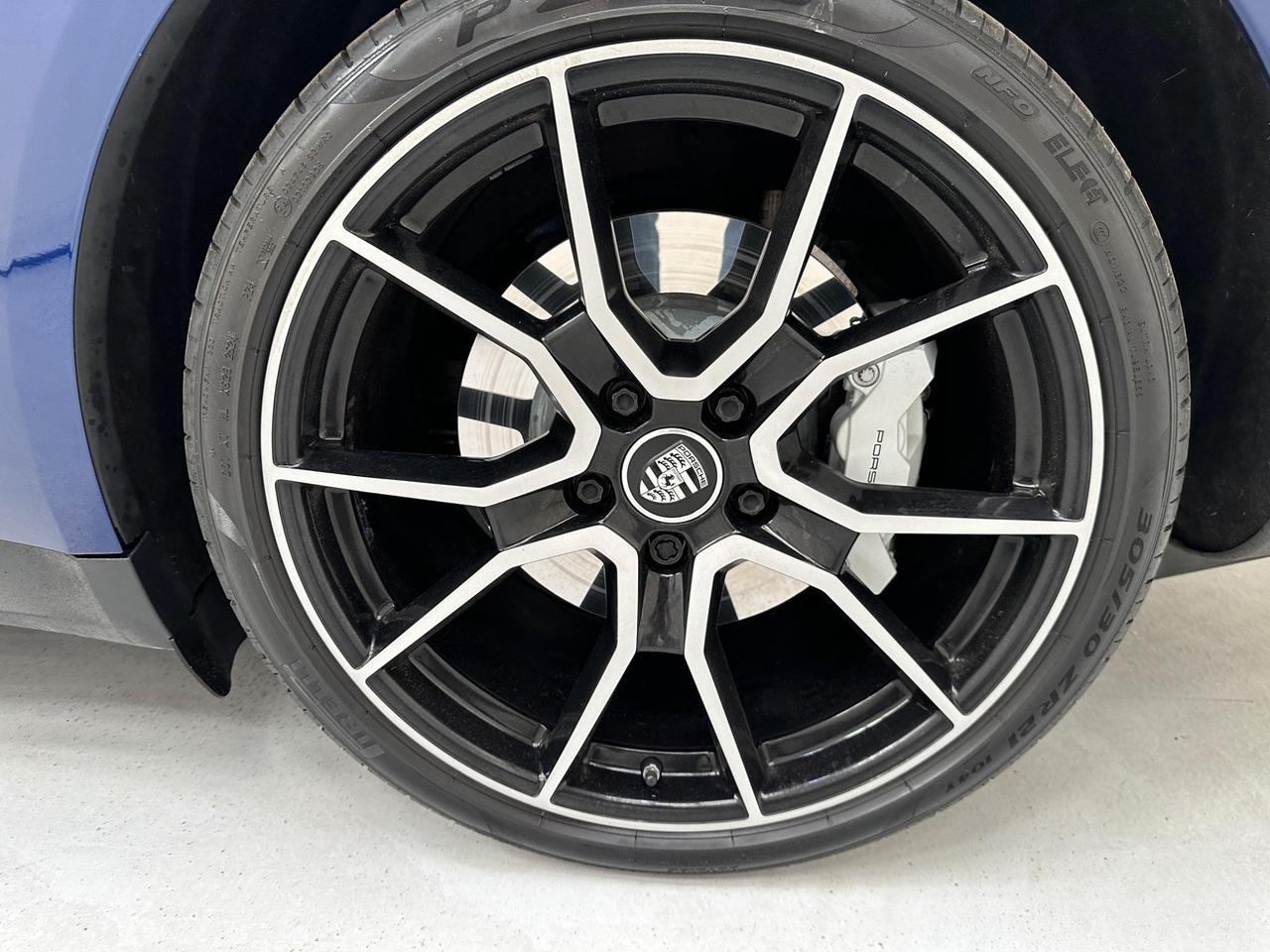 Porsche Taycan LB22MVG