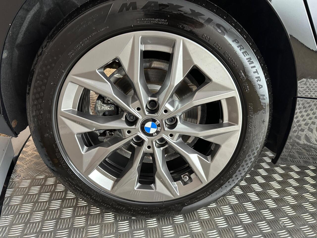 BMW 1 Series LC74NMV