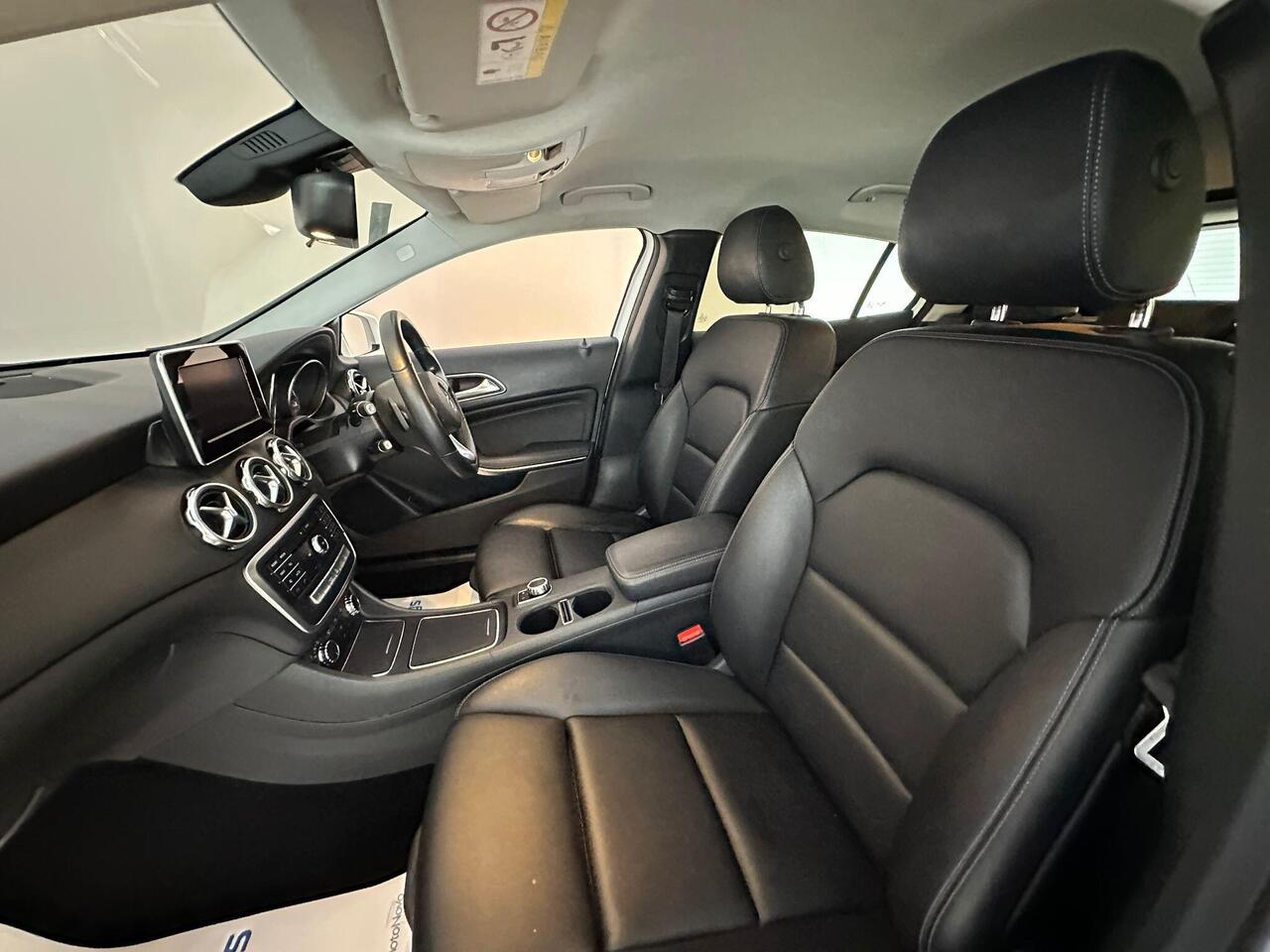 Mercedes-Benz GLA FX68VUB