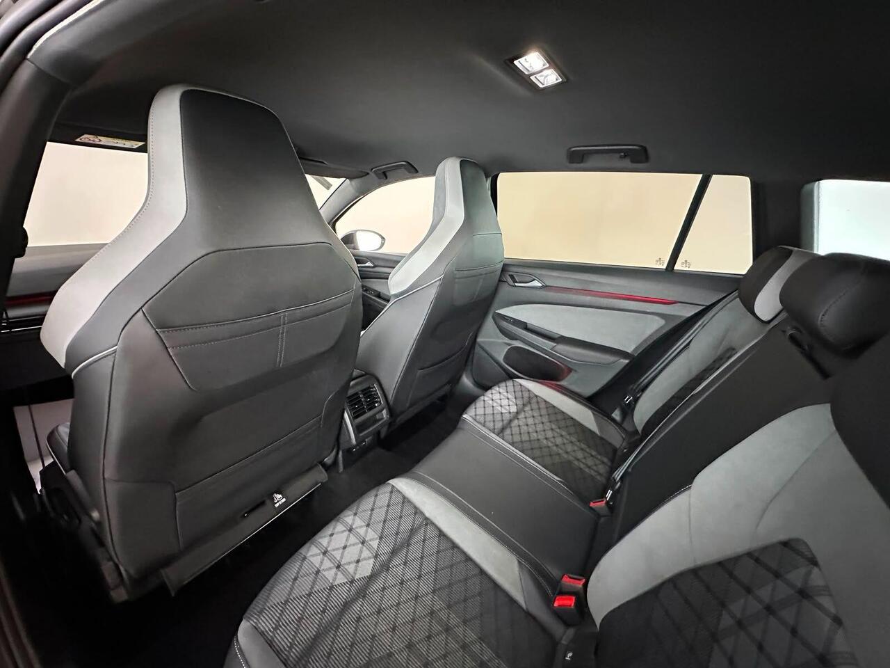 Volkswagen Golf AK72OYF