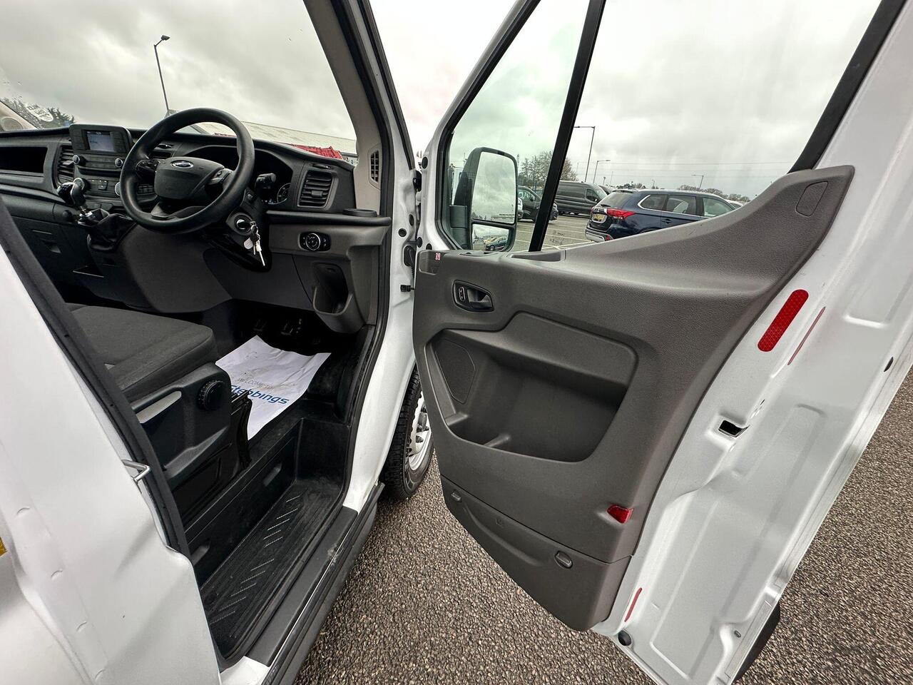 Ford Transit WP72GWJ