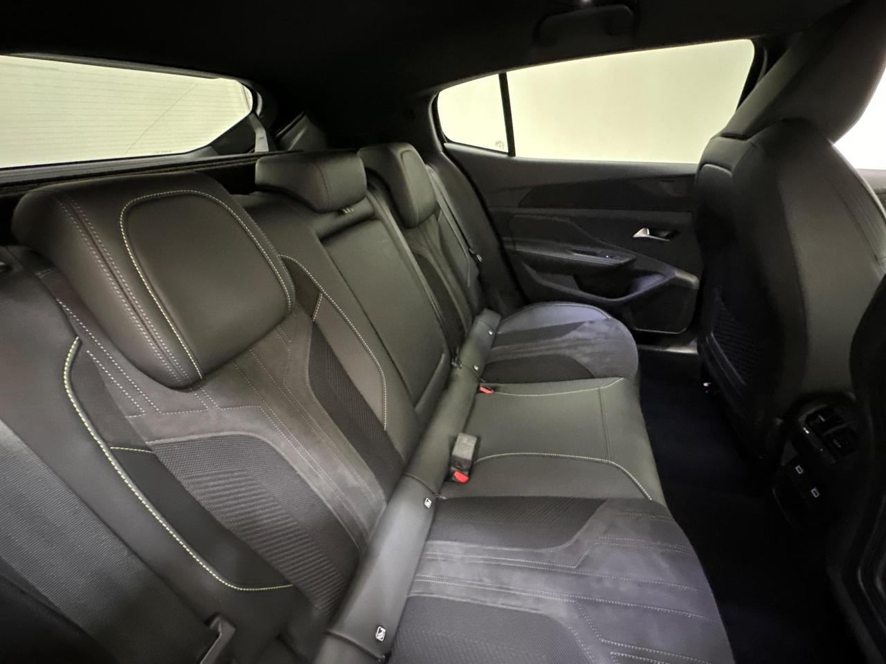 Peugeot 408 KE72WVB