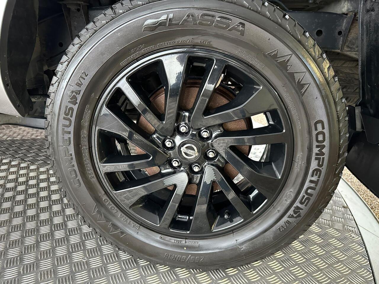 Nissan Navara DL17ESO