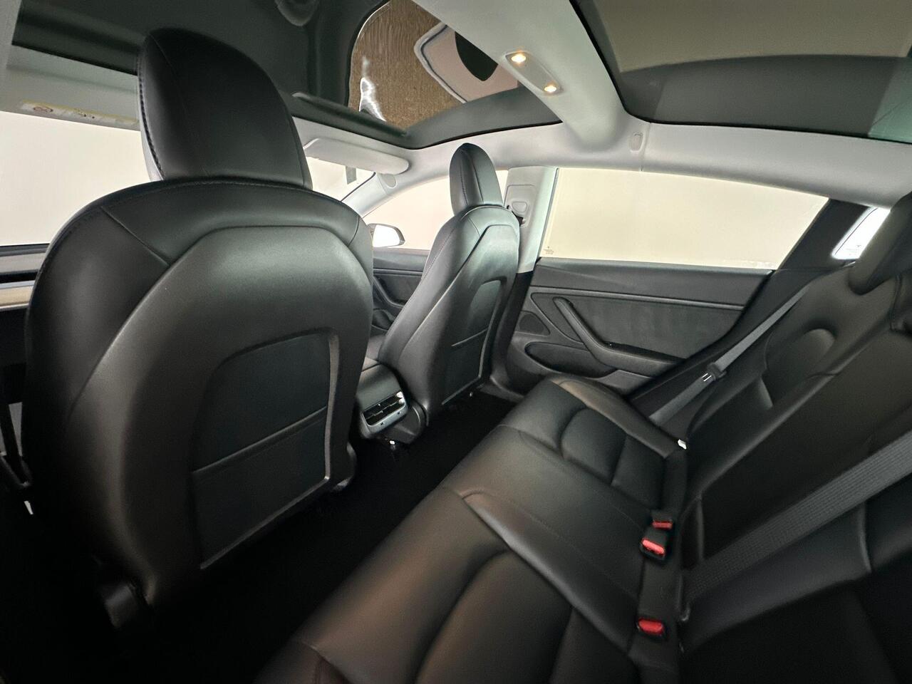 Tesla Model 3 BN20DXH