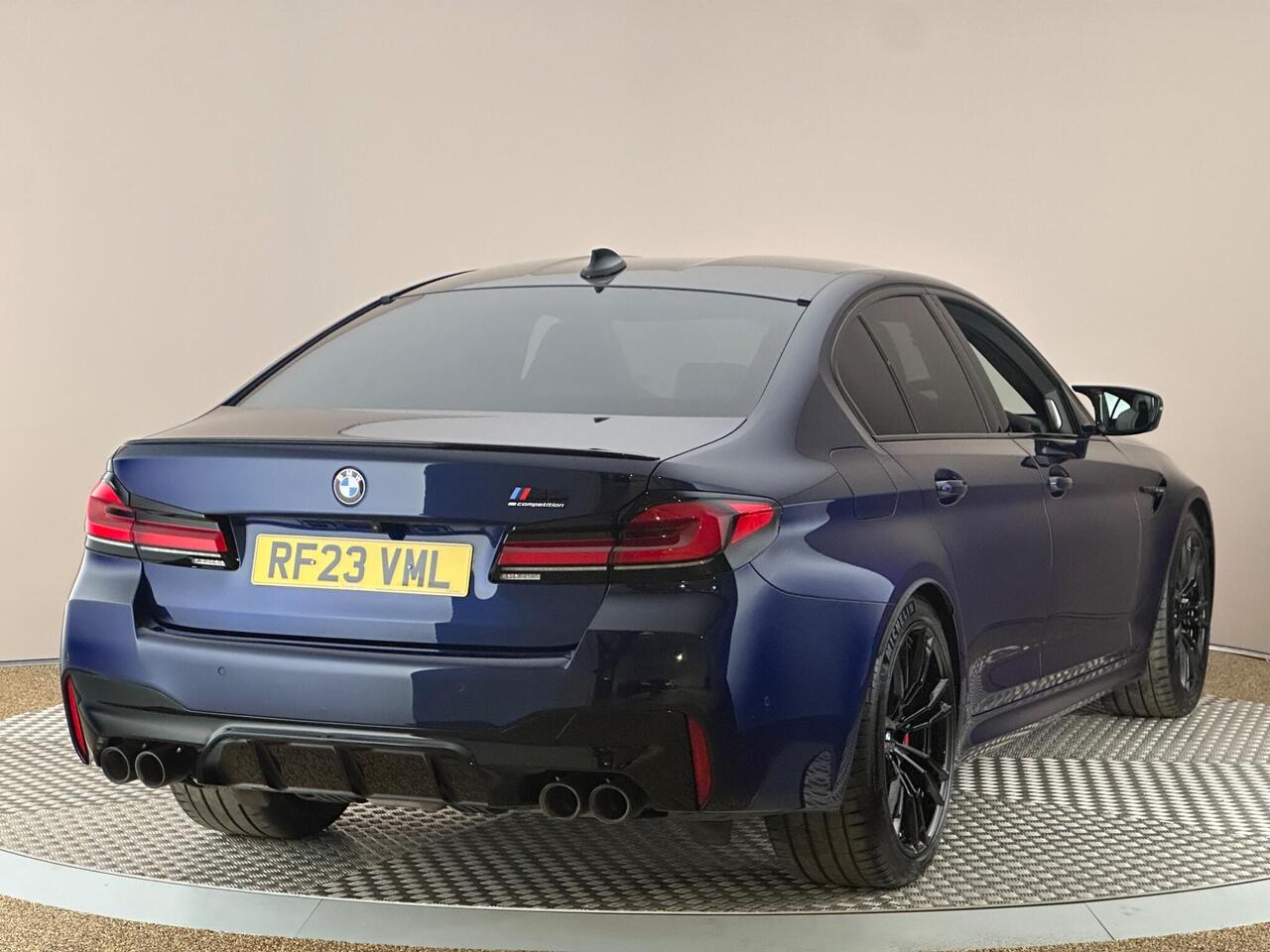 BMW M5 RF23VML
