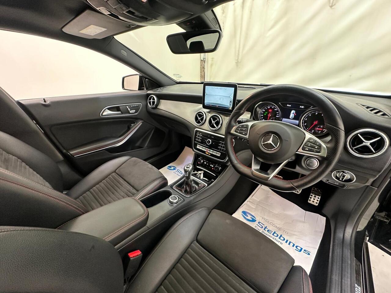 Mercedes-Benz CLA WX19OCJ