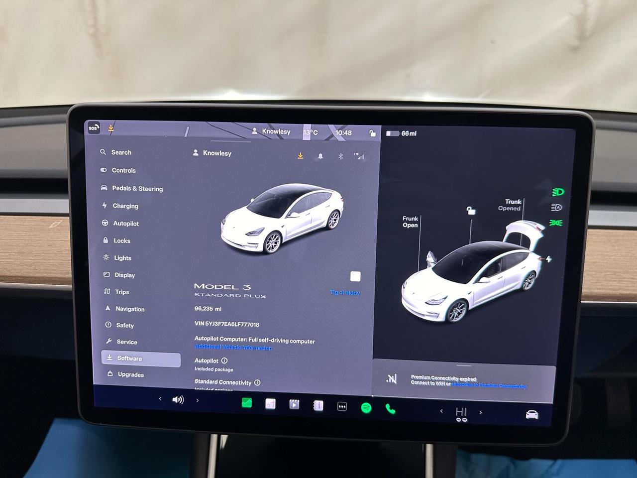 Tesla Model 3 MV70OET