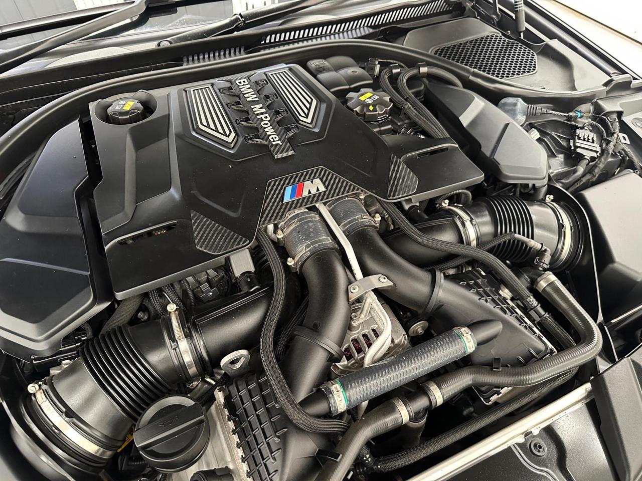 BMW M5 FB21XCK